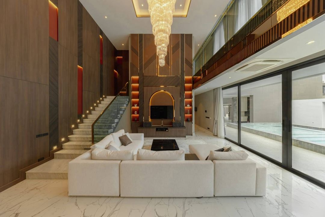 Ultra-Luxury Beachside Pool Villa for Sale or Rent | Jomtien Beach, Pattaya