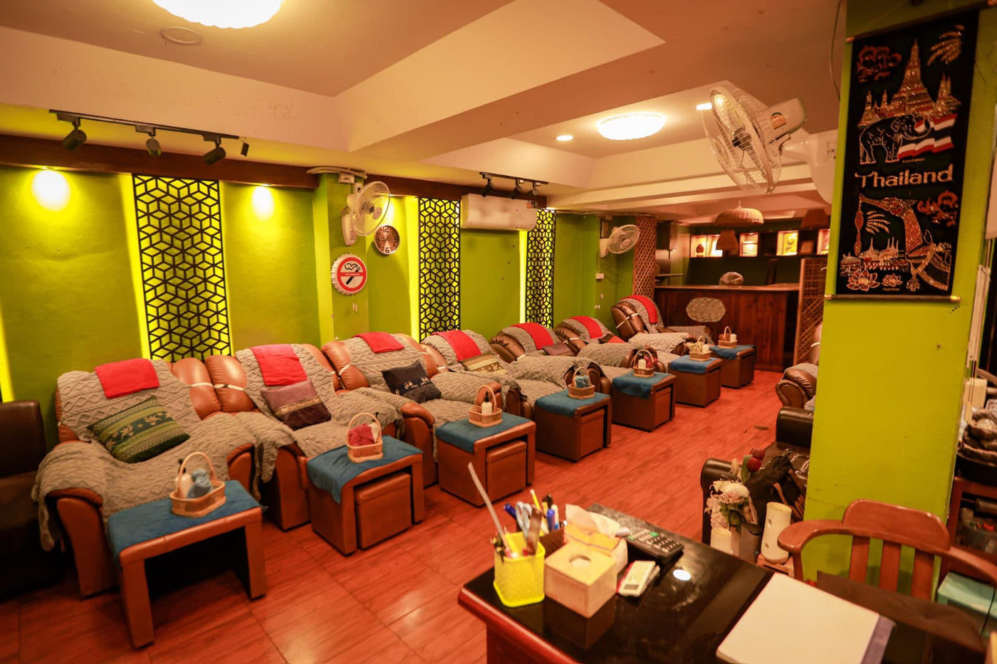 Massage Shop for Takeover | Prime Location Near Walking Street, Pattaya — photo 1