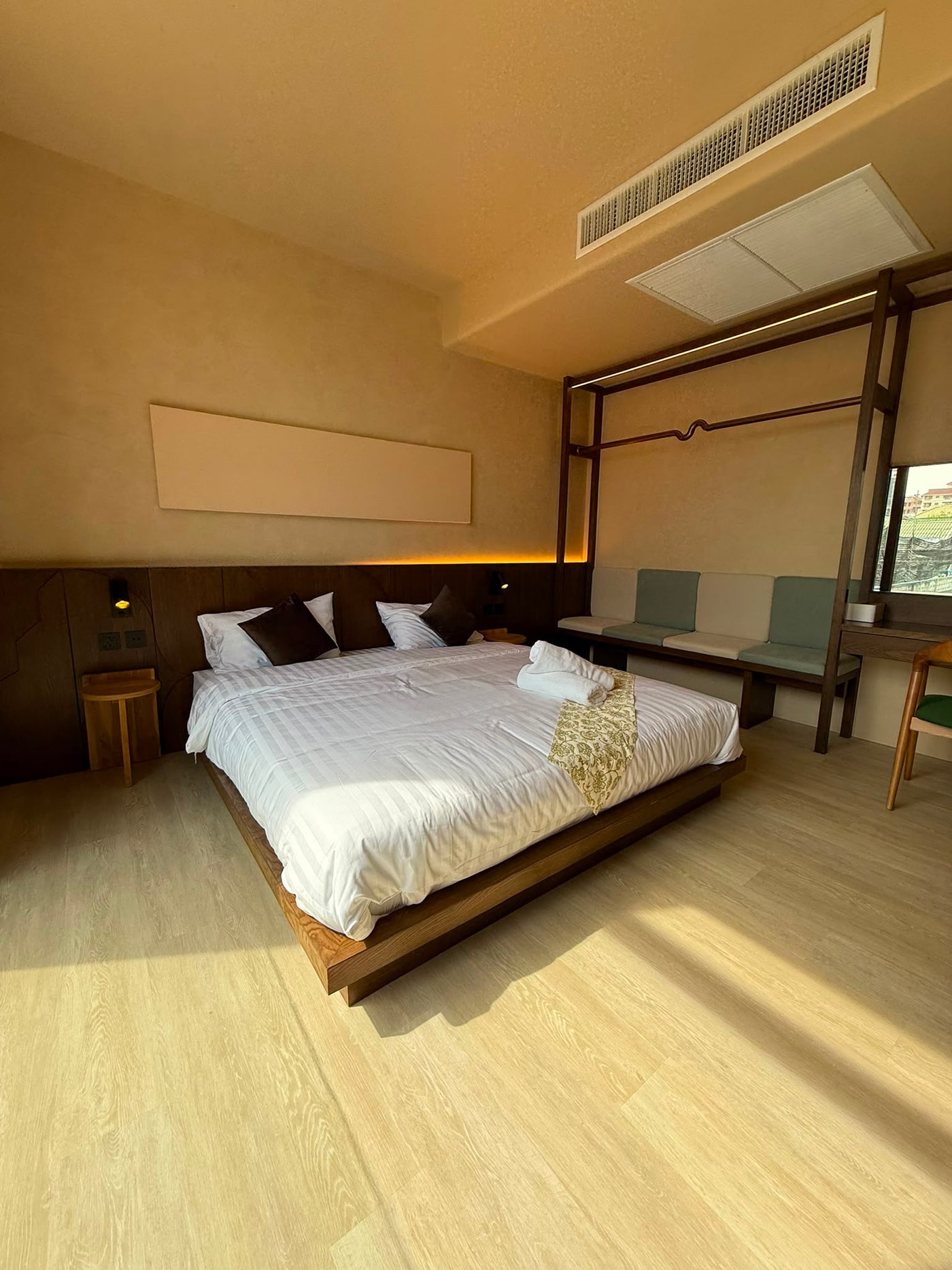 Luxury 5-Bedroom Pool Villa for Sale | Thappraya Road, Pattaya β photo 5