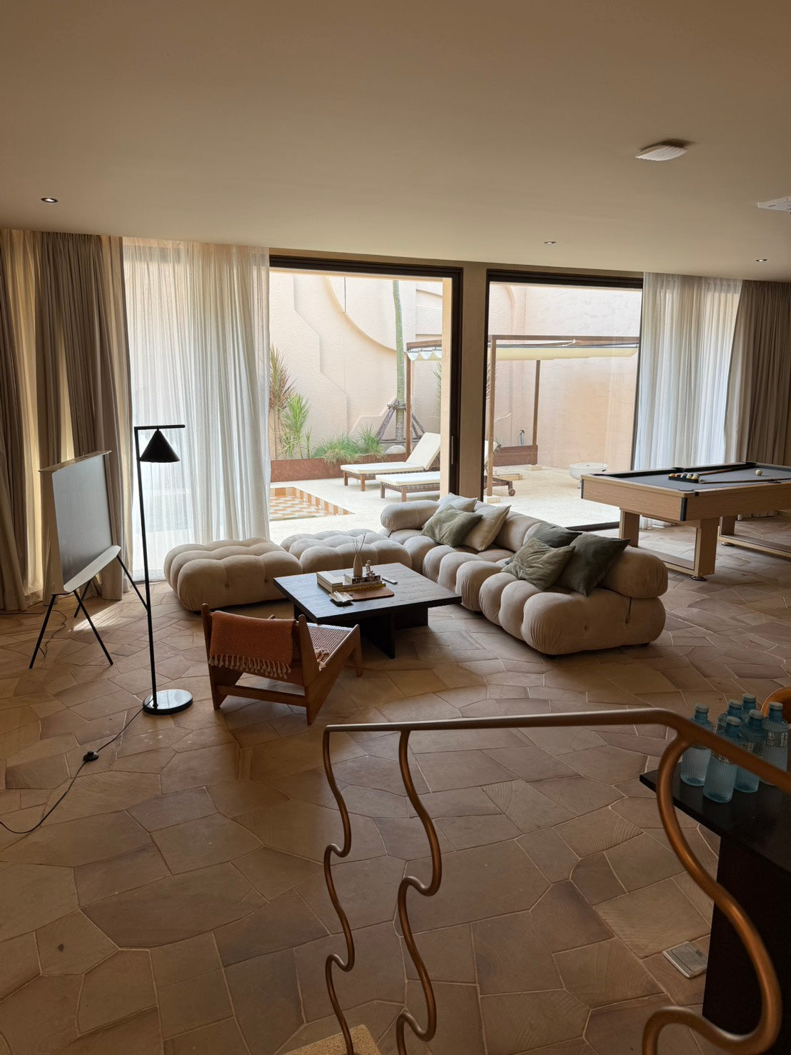 Luxury Pool Villa for SALE — Thappraya Road, Pattaya