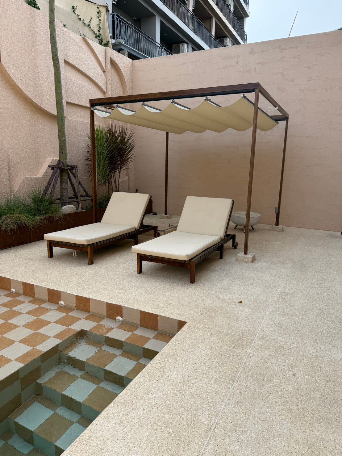 Luxury Pool Villa for SALE — Thappraya Road, Pattaya