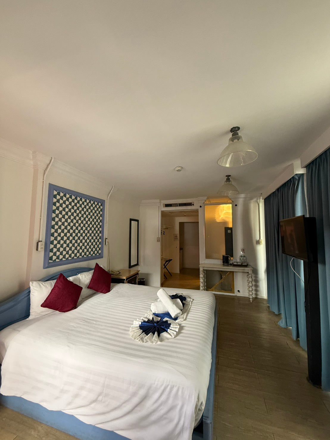 Resort-Style Hotel for Rent – Thappraya Road, 30 Rooms