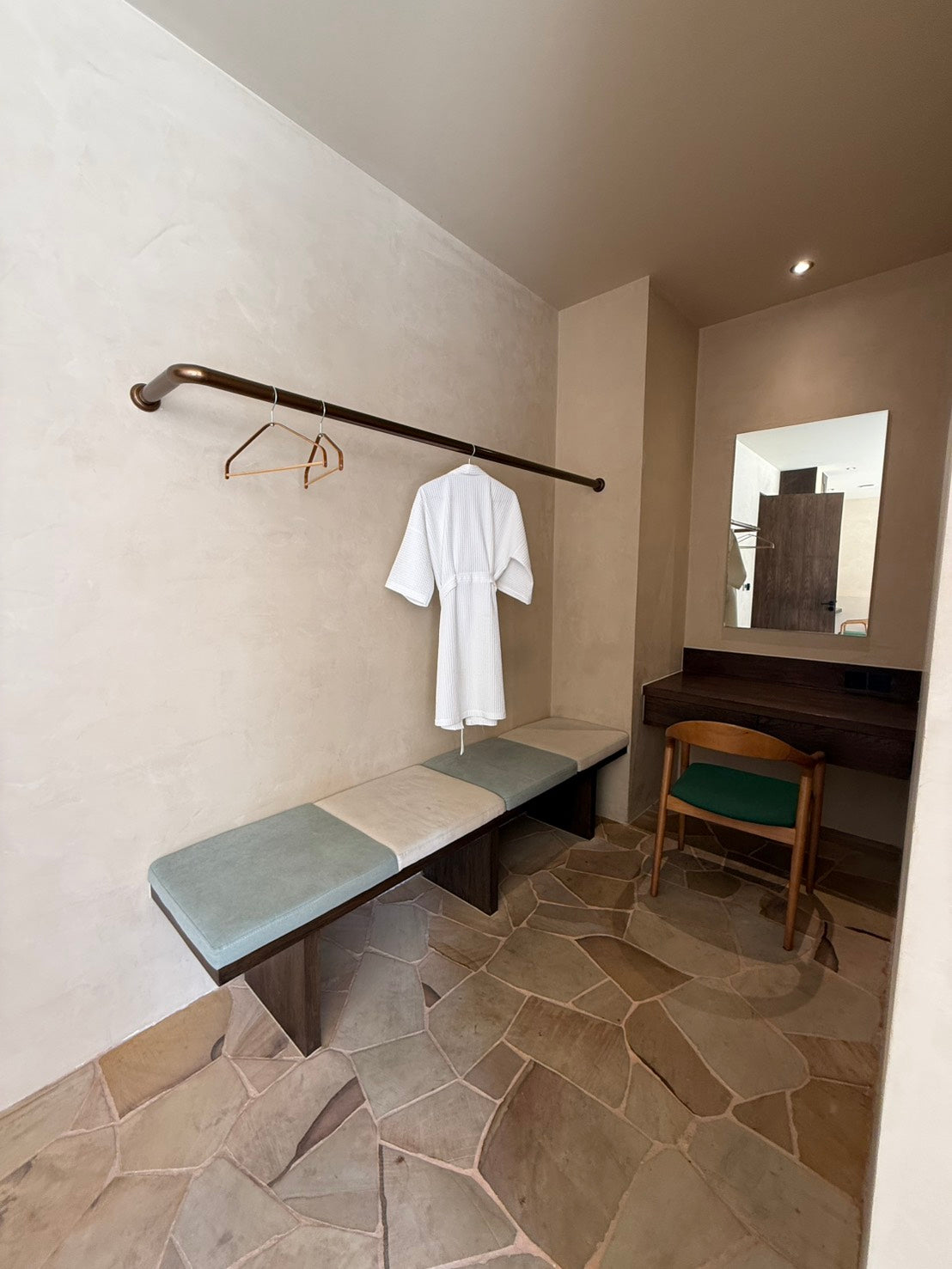 Luxury Pool Villa for SALE — Thappraya Road, Pattaya