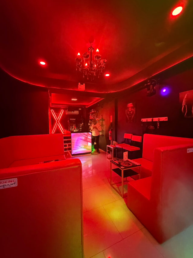 Walking Street Club for Takeover