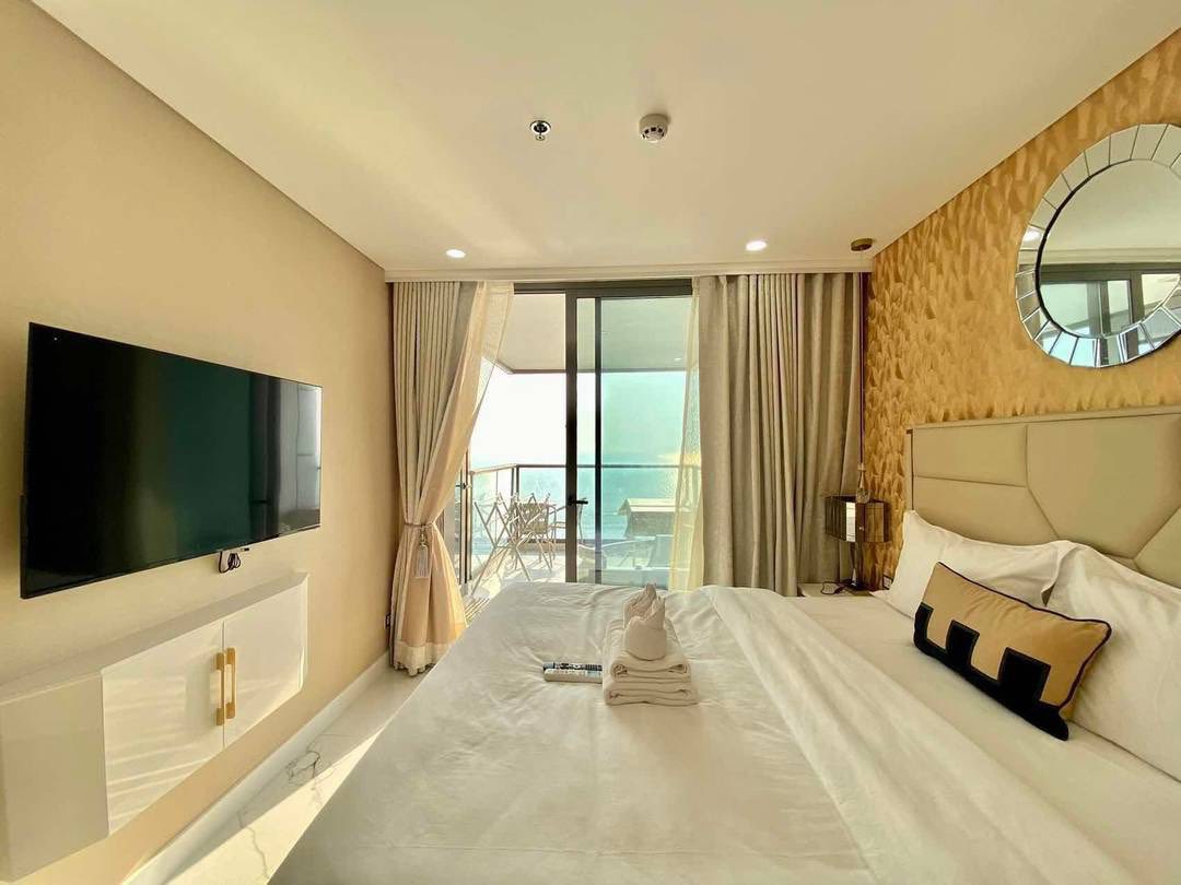 Copacabana Beach Jomtien – 2 Bedroom 65sqm Sea View, 22nd Floor