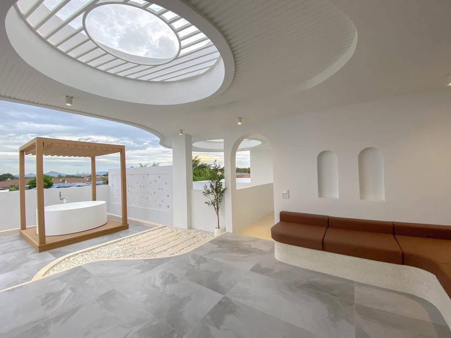 New Pool Villa for Rent – 4 Bedroom Huay Yai