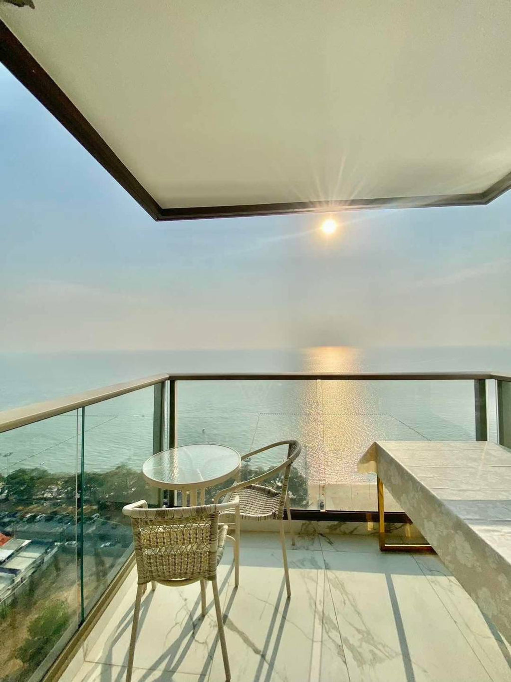 Copacabana Beach Jomtien – 2 Bedroom 65sqm Sea View, 22nd Floor