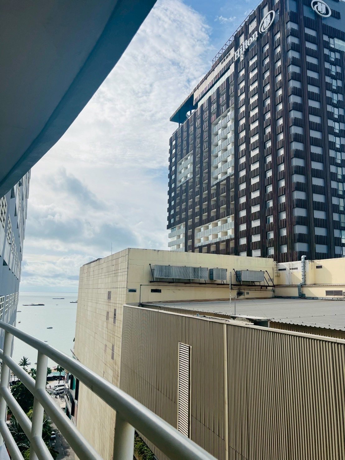 View Talay 6 – Studio 48sqm, 15th Floor Central Side