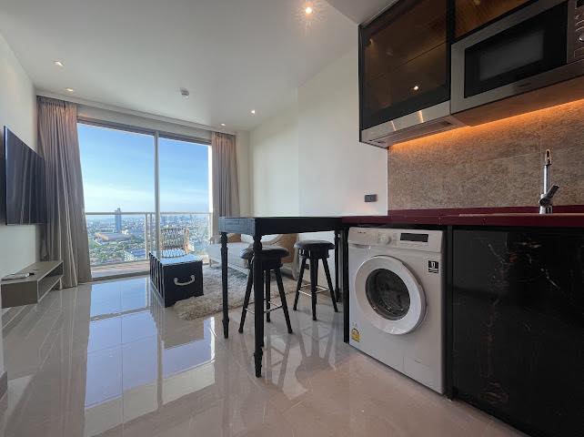 Luxury Condo on 25th Floor – Riviera Ocean Drive, Pattaya