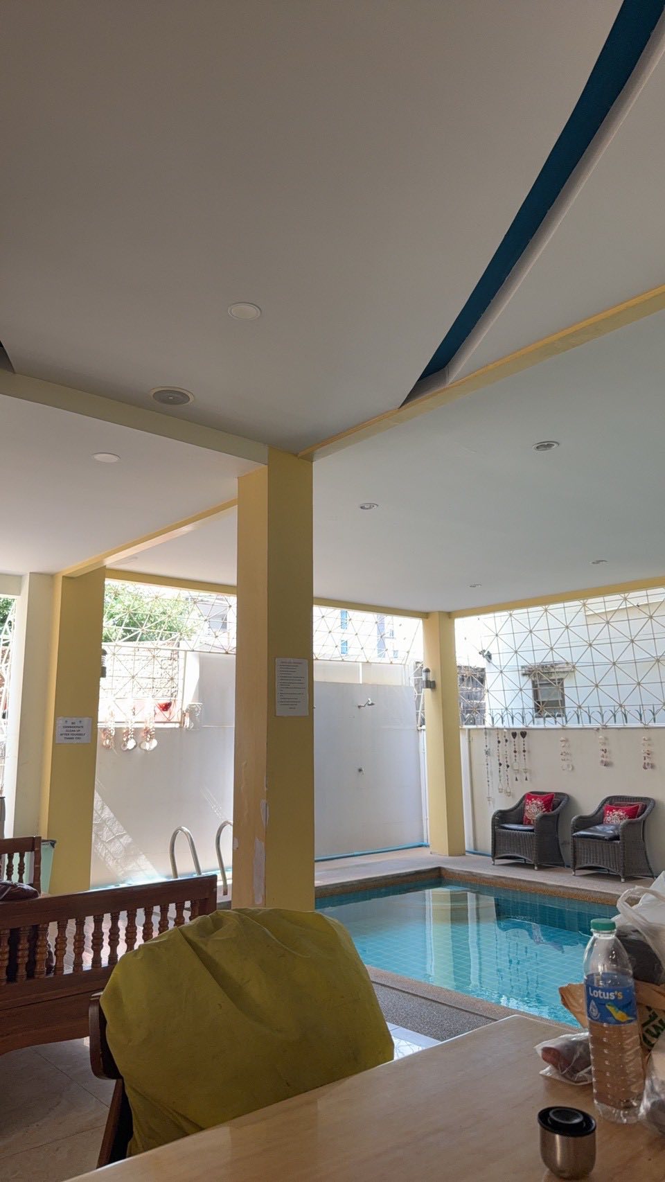 Investment Property – 24-Room Apartment Building with Pool