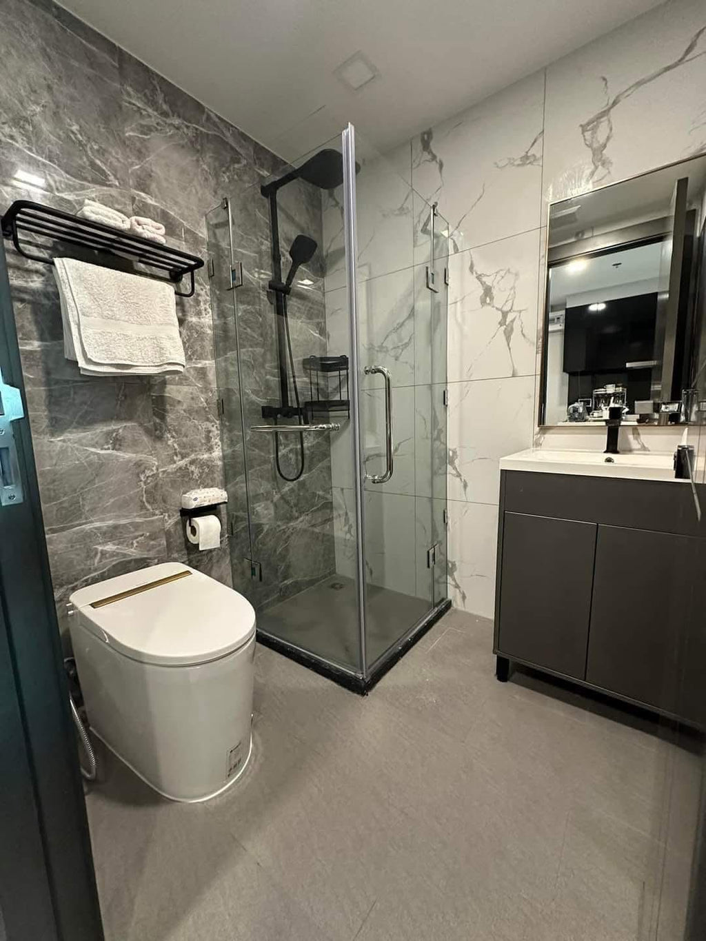 Arcadia Millennium Tower – 2 Bedroom 60sqm, 26th Floor