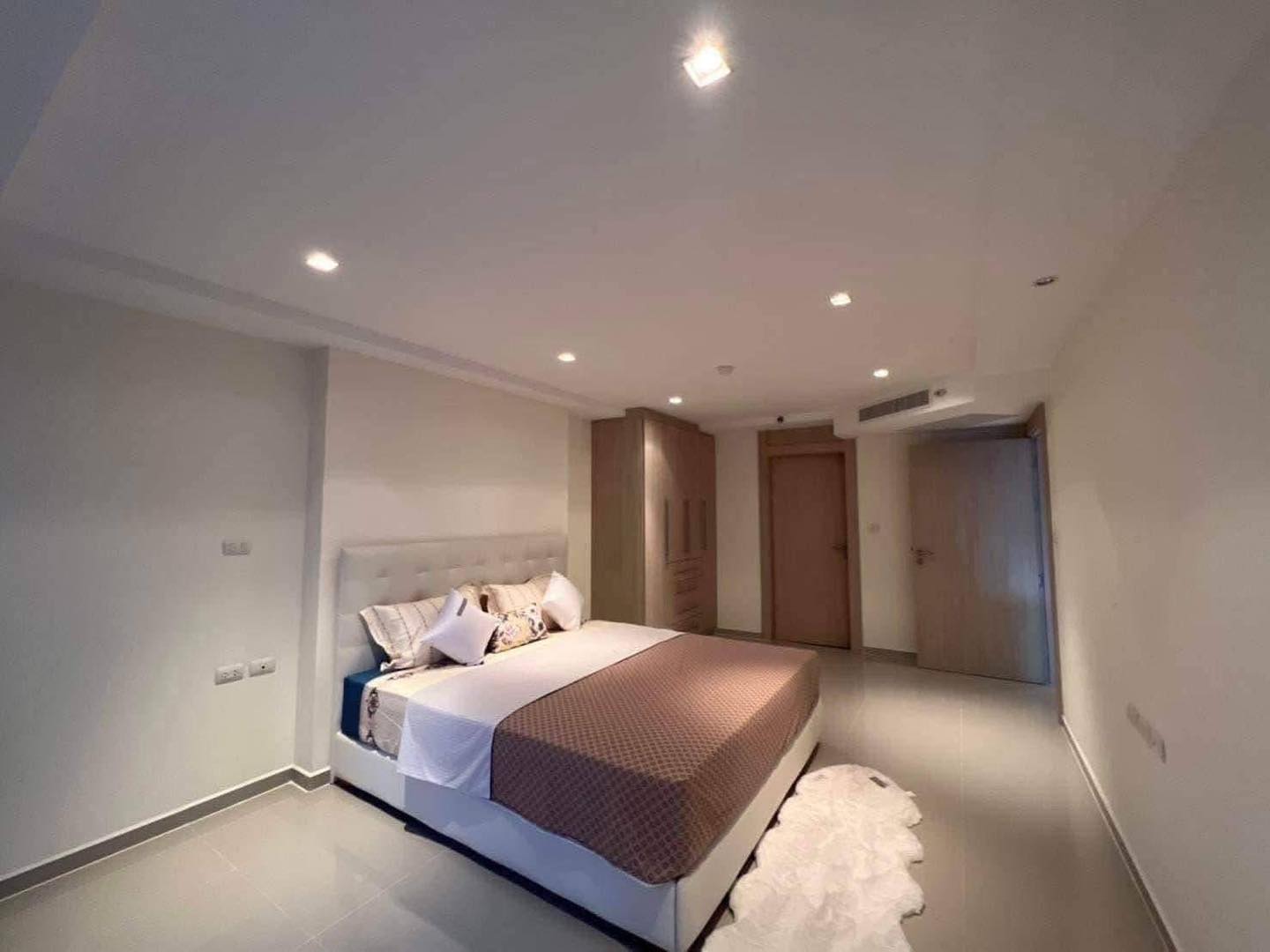 Nova Ocean View – 2 Bedroom 106sqm, Pratumnak Soi 6