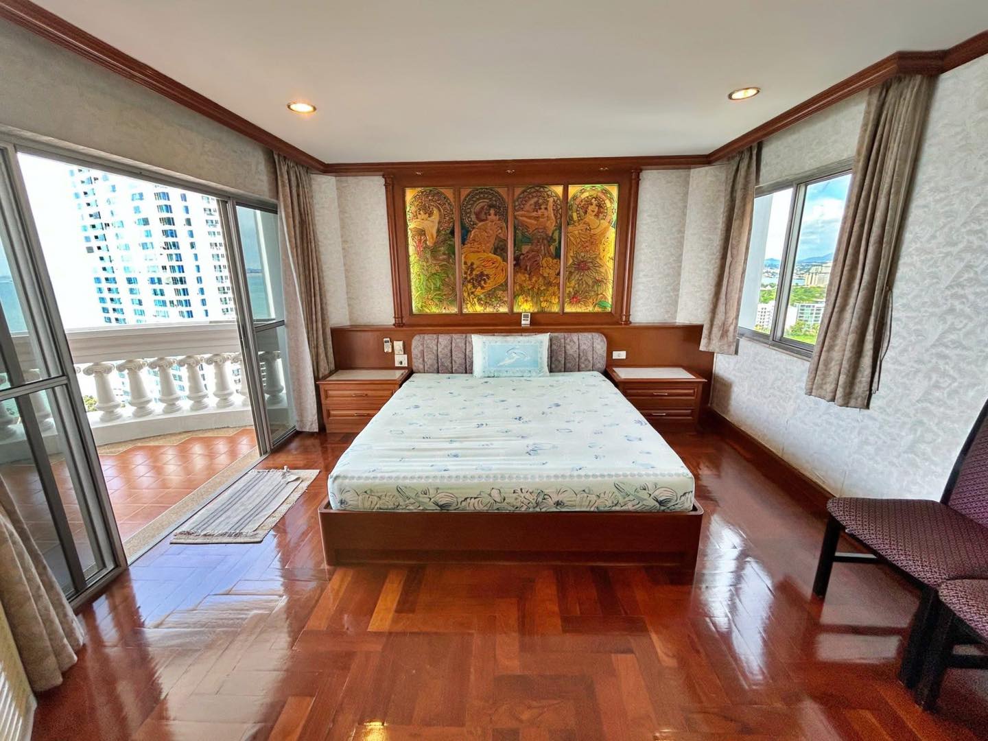 Silver Beach Condominium Wongamat – 2 Bedroom Beachfront Unit