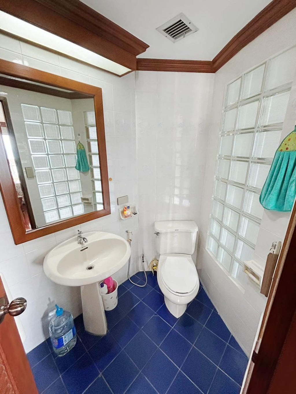 Silver Beach Condominium Wongamat – 2 Bedroom Beachfront Unit