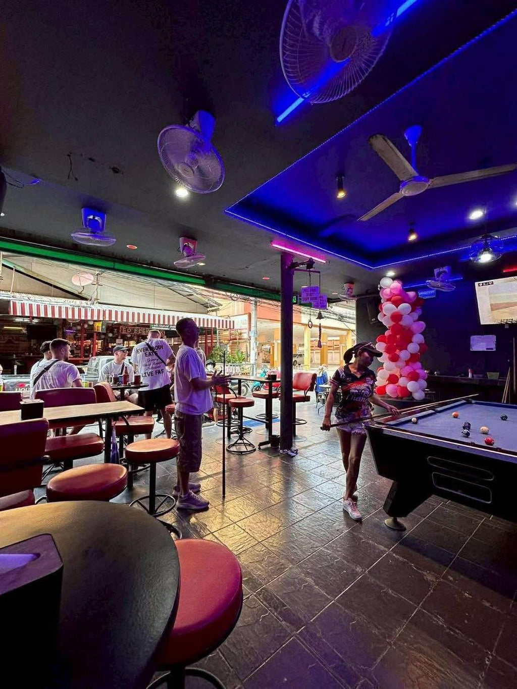 Bar for Takeover – Soi 8 Pattaya