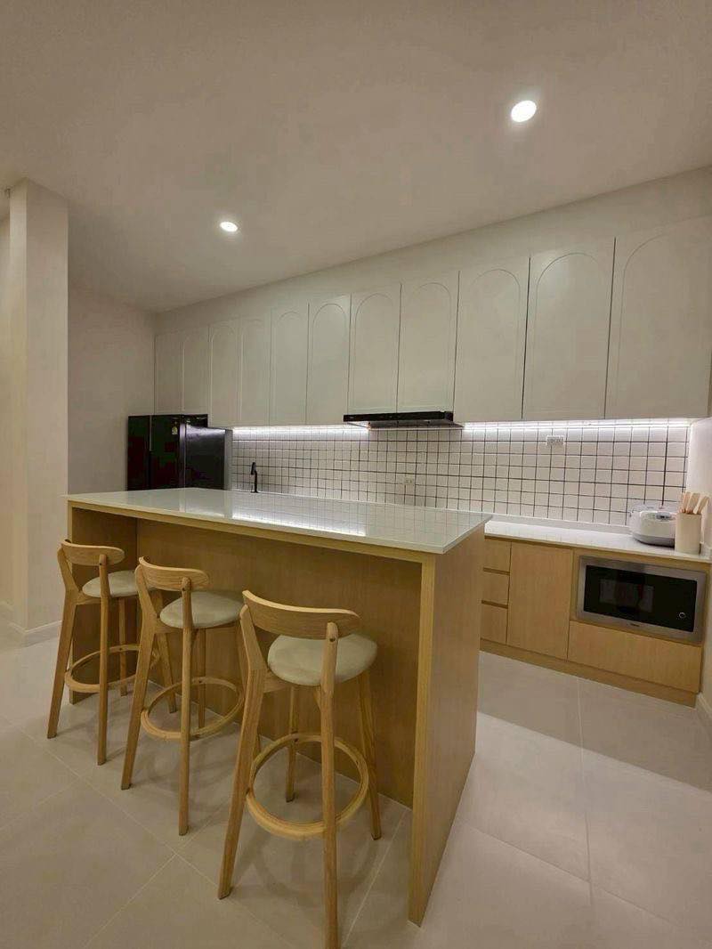 Exclusive Luxury Pool Villa – Nong Prue North Pattaya, 5 Bedroom