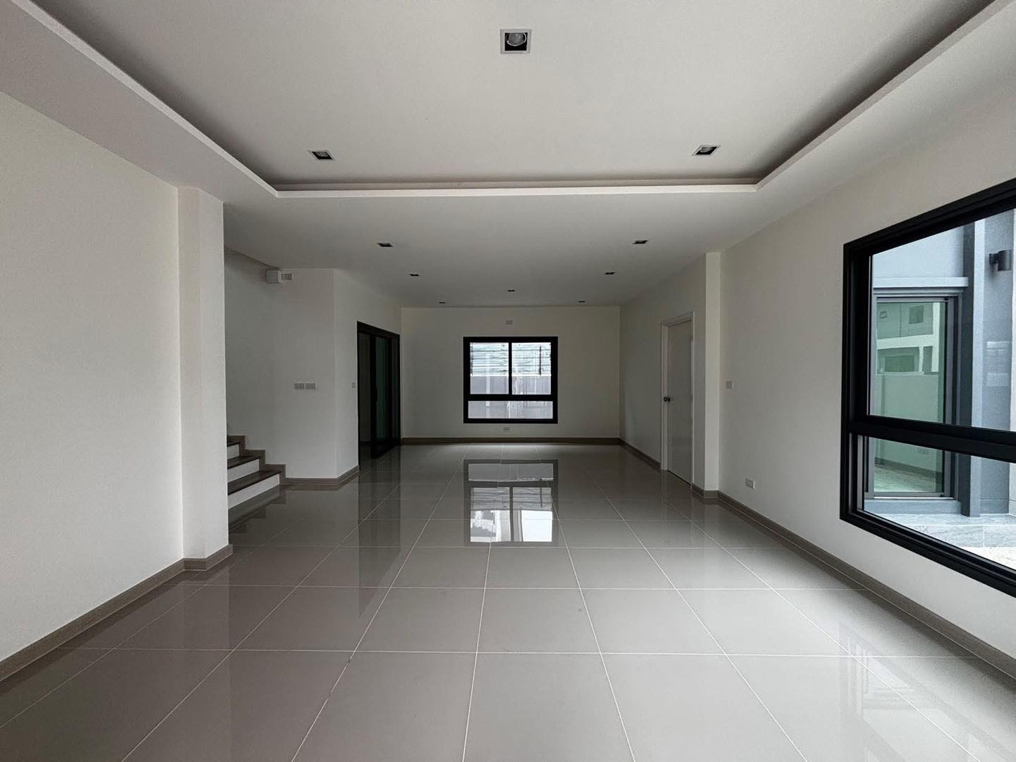 Patta Element – 4 Bedroom House 250sqm Land