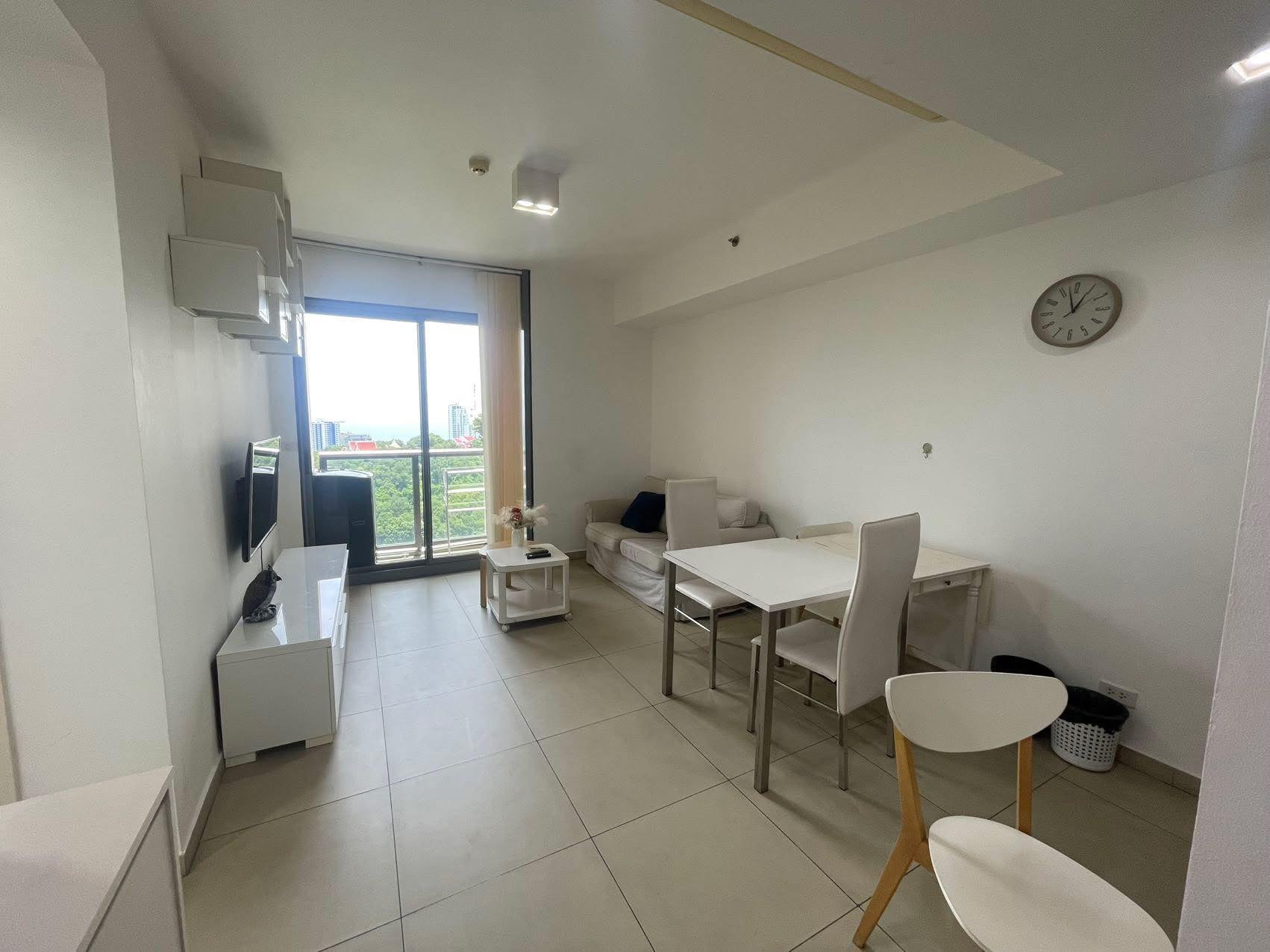 Unixx Pratumnak – 2 Bedroom 56sqm, 38th Floor