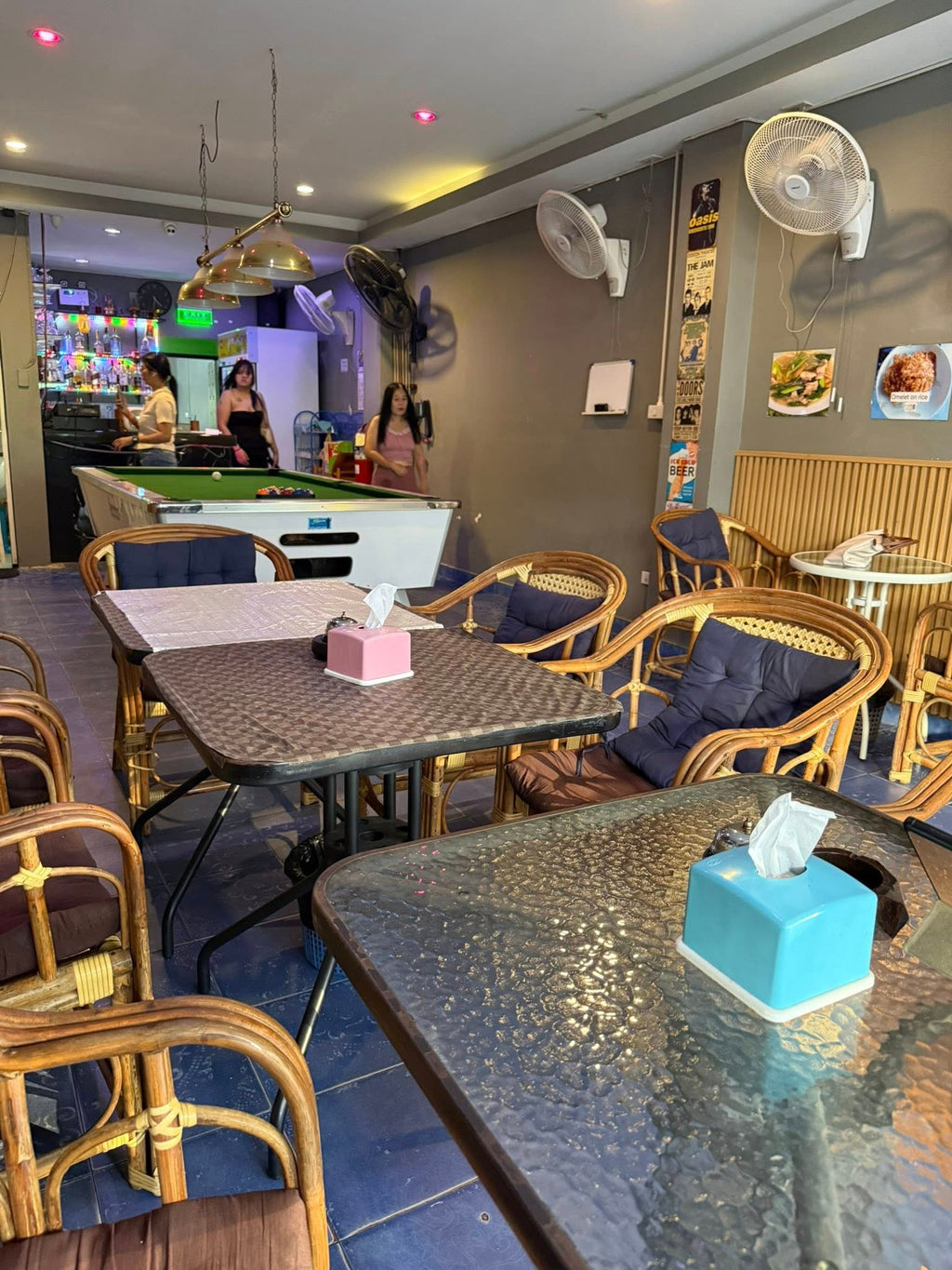 Bar for Takeover – Soi Buakhao Main Road, 6 Rooms