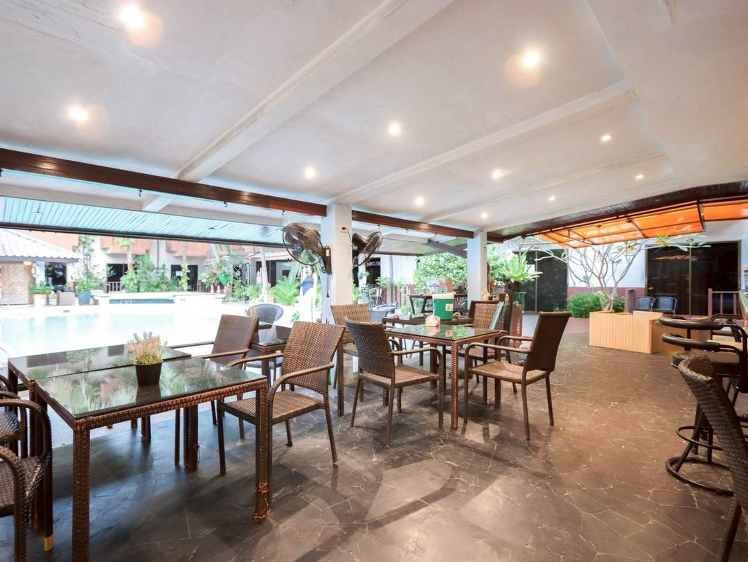 Hotel for Rent – 48 Rooms, Thappraya Pattaya