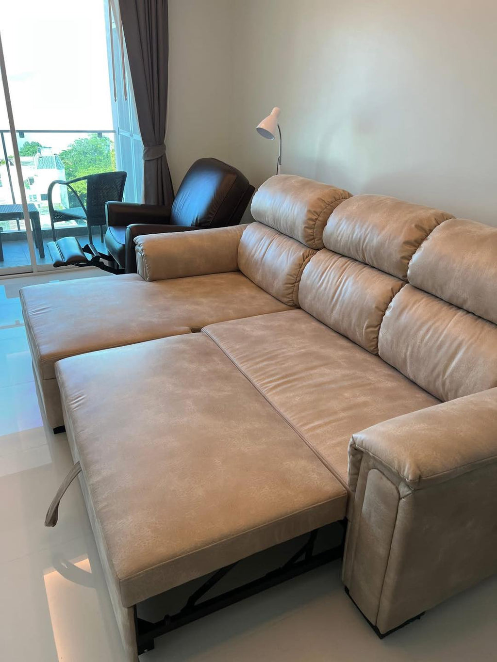 1 Tower Pratumnak – 1 Bedroom 61sqm, 11th Floor