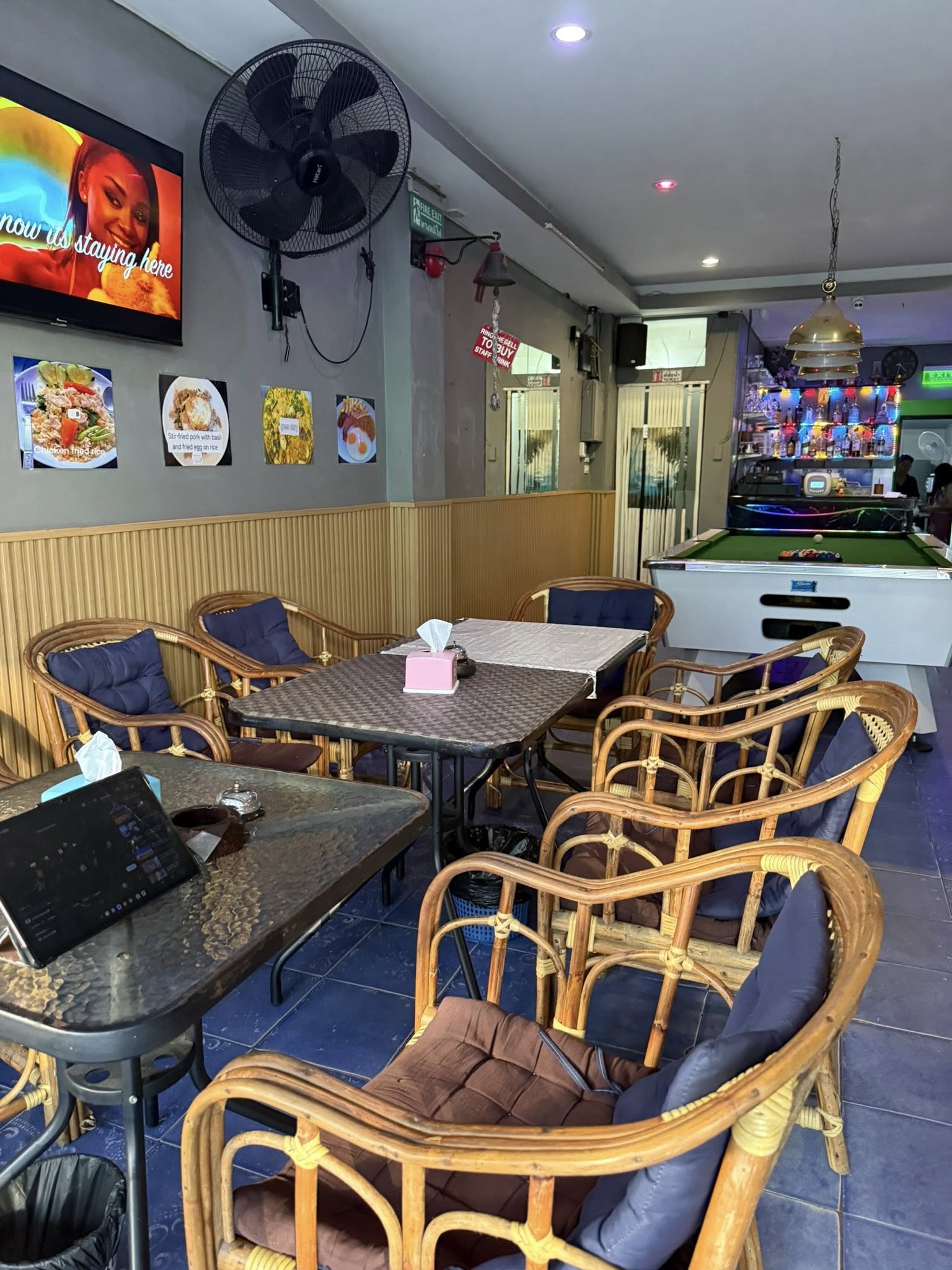 Bar for Takeover – Soi Buakhao Main Road, 6 Rooms