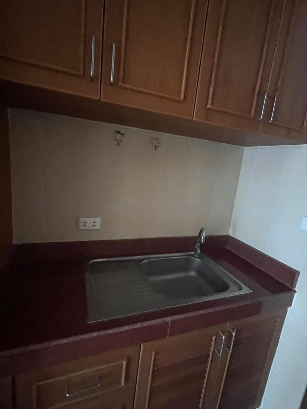 Commercial Building for Rent – 2 Units, 3 Floors, Pattaya 3rd Road