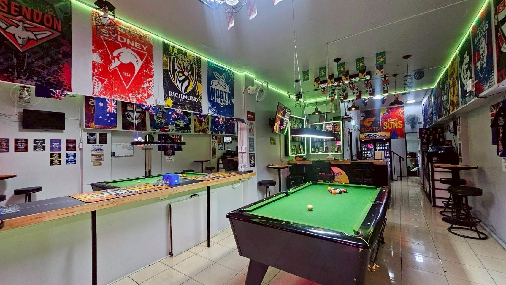 Bar for Takeover – Soi Leng Kee (Buakhao) with 5 Bedrooms