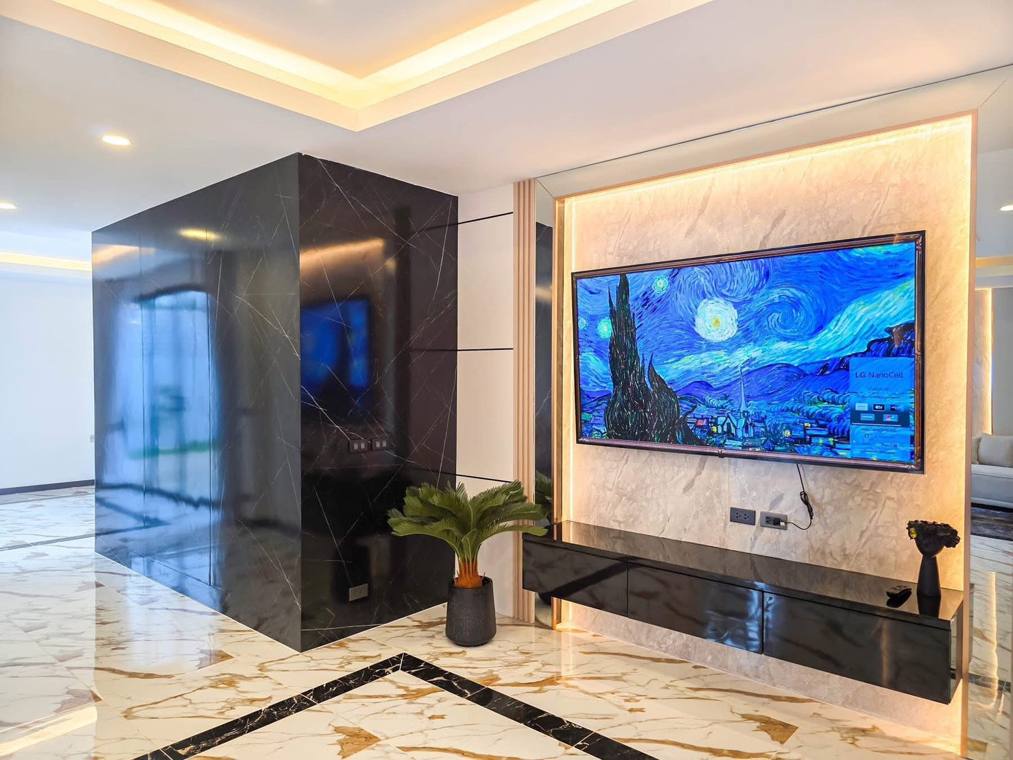 Modern pool villa 5 bedrooms for sale