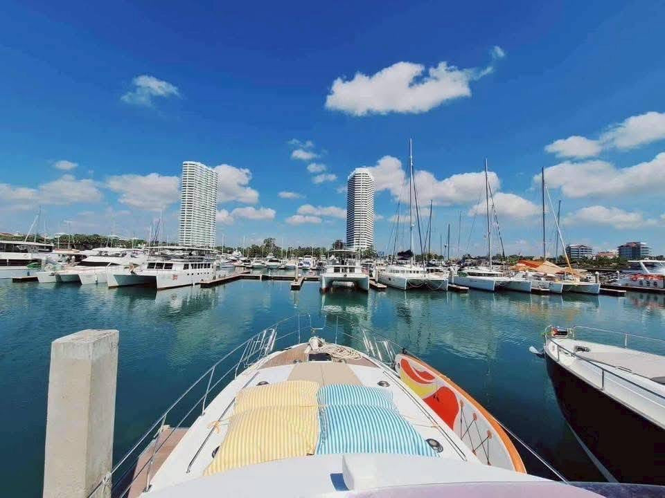 Luxury 44ft Yacht for Sale – Ocean Marina Pattaya