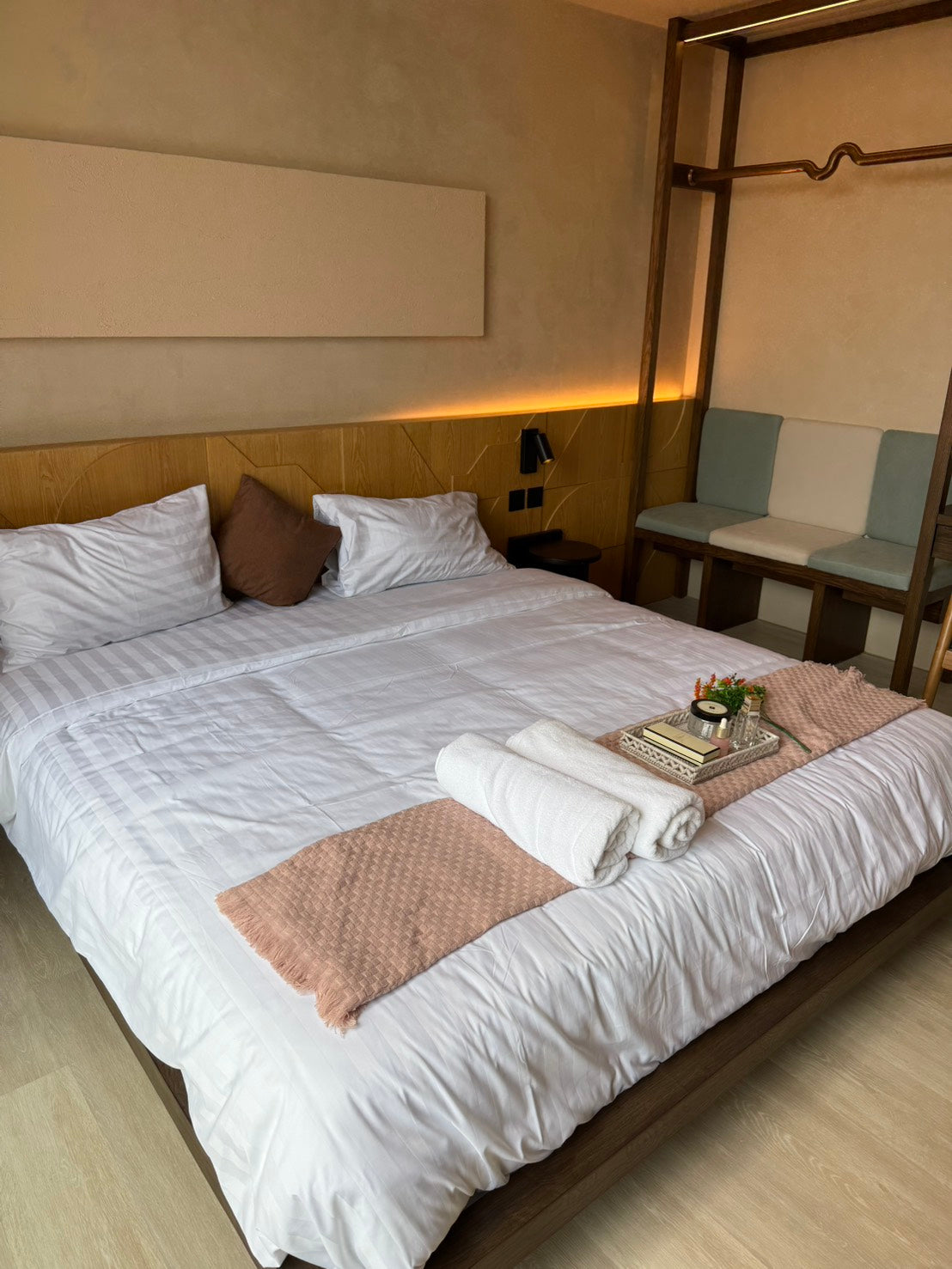 Luxury Pool Villa for SALE — Thappraya Road, Pattaya