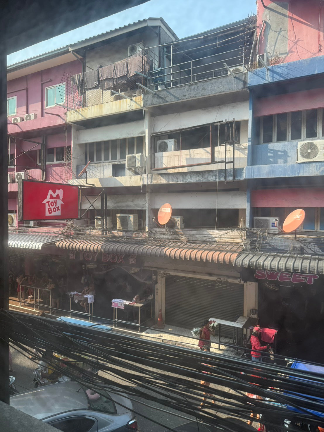Building for SALE – Pattaya Soi 6
