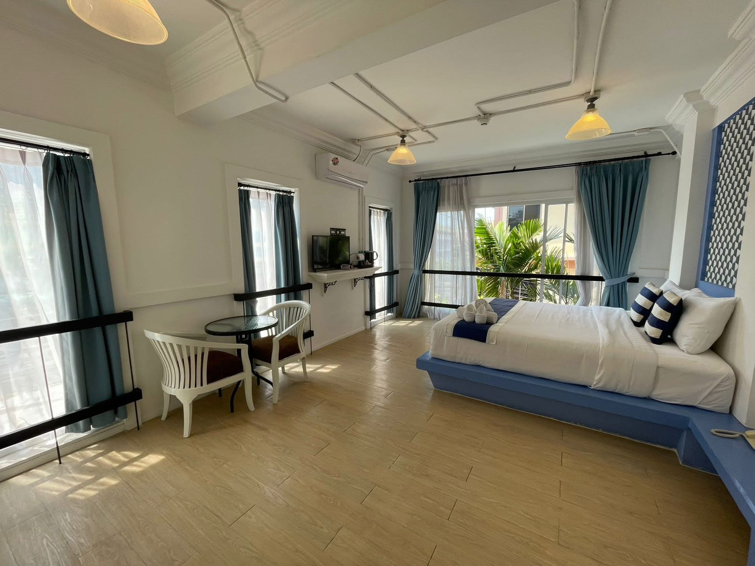 Resort-Style Hotel for Rent – Thappraya Road, 30 Rooms