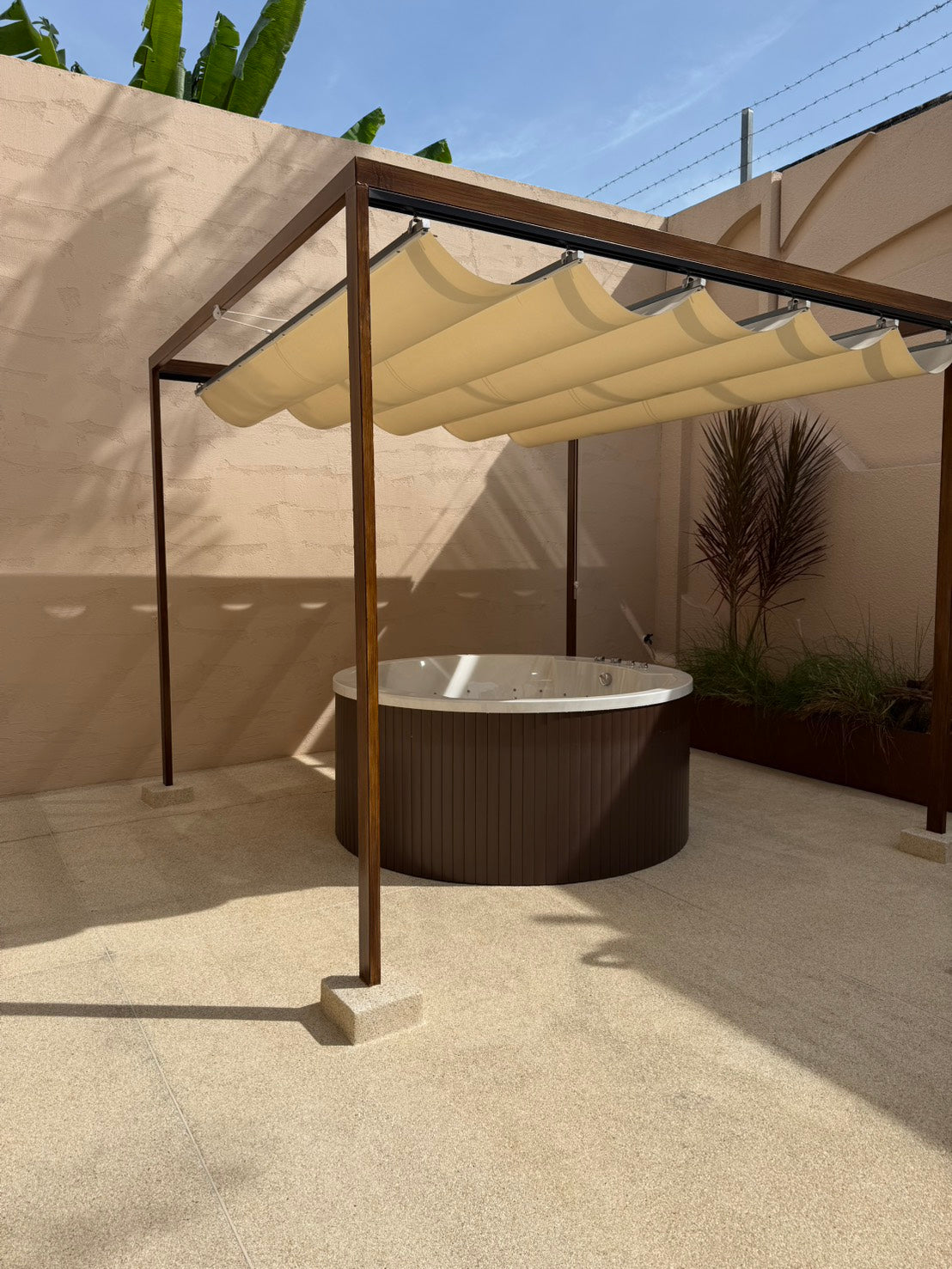 Luxury Pool Villa for SALE — Thappraya Road, Pattaya