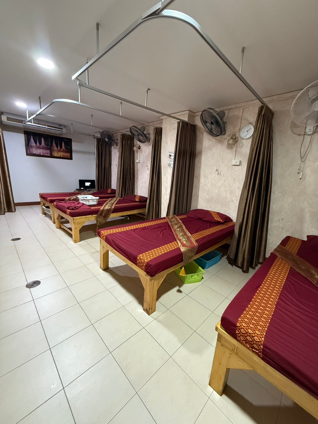 Massage Shop for Takeover – Prime Central / Buakhao Area