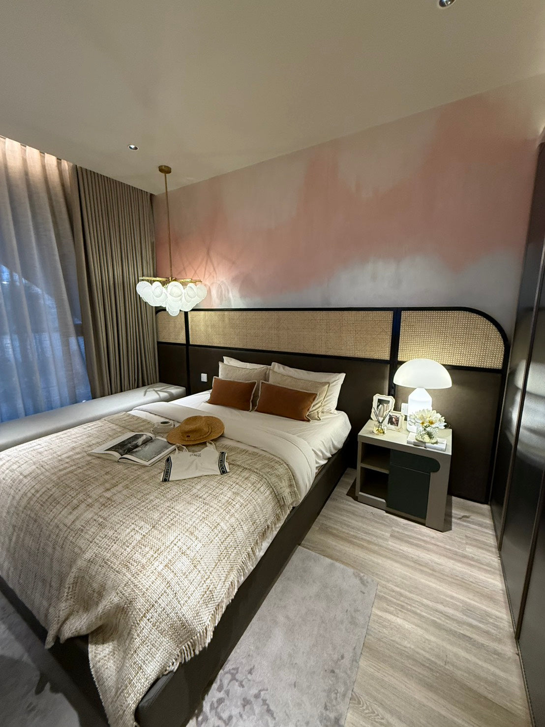 AROM Jomtien – Beachfront Luxury Condominium