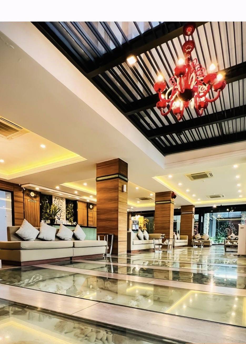 4-Star Hotel For Rent