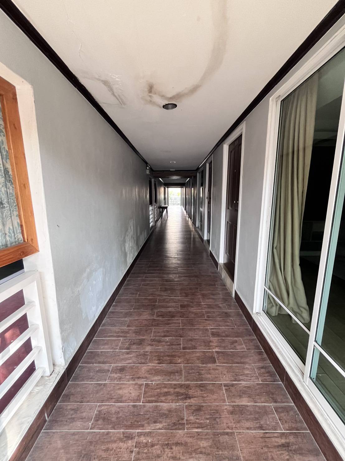 Hotel for Rent – 92 Rooms