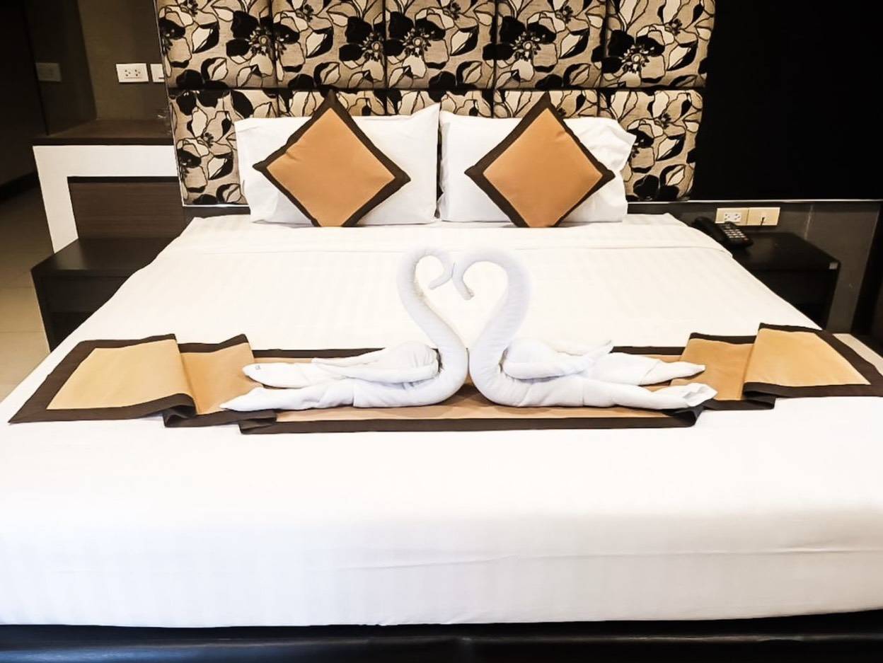 4-Star Hotel For Rent