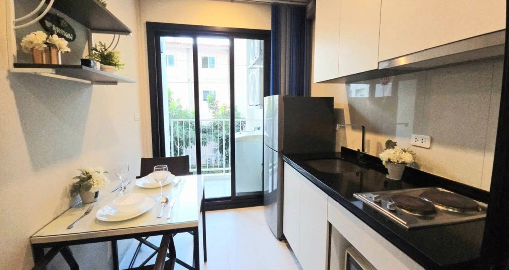 The Base Central Pattaya – 1 Bedroom Condo 29.9sqm, Pool View