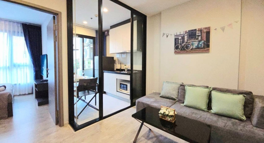 The Base Central Pattaya – 1 Bedroom Condo 29.9sqm, Pool View