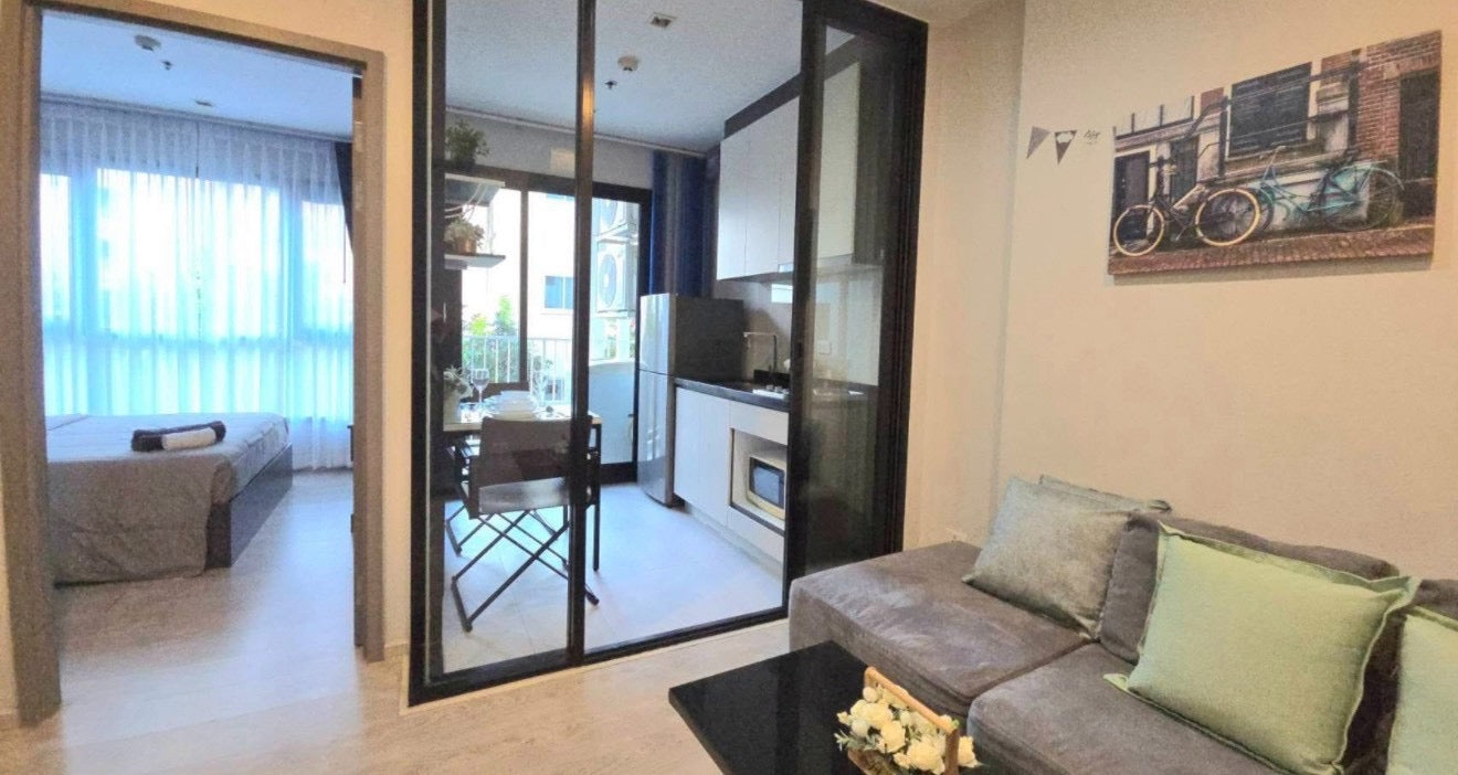 The Base Central Pattaya – 1 Bedroom Condo 29.9sqm, Pool View