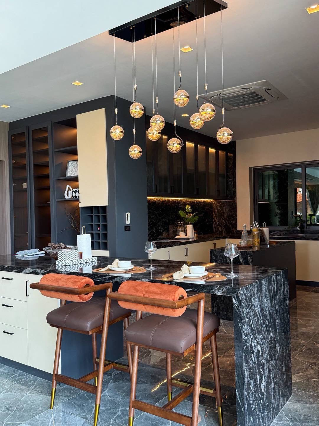 Villa Ava – Super Luxury 6-Bedroom Villa, Pratumnak Hill