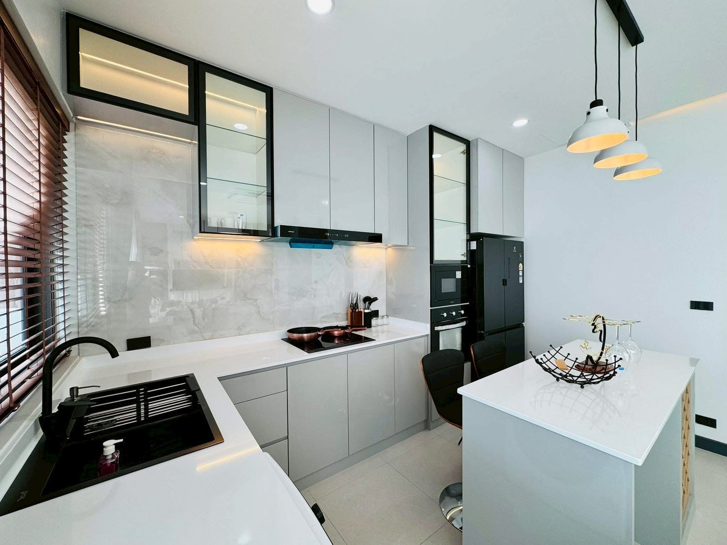 Modern Pool Villa For Sale