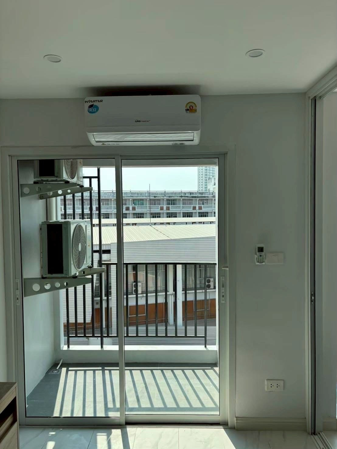 Hotel / Business Building for Rent – 89 Rooms