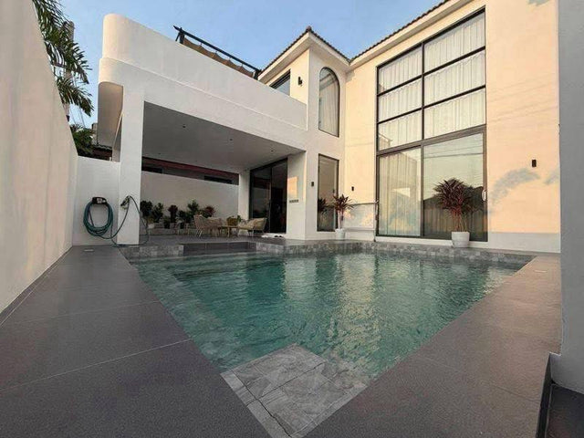 Luxury Pool Villa for Rent – 300m from the Beach