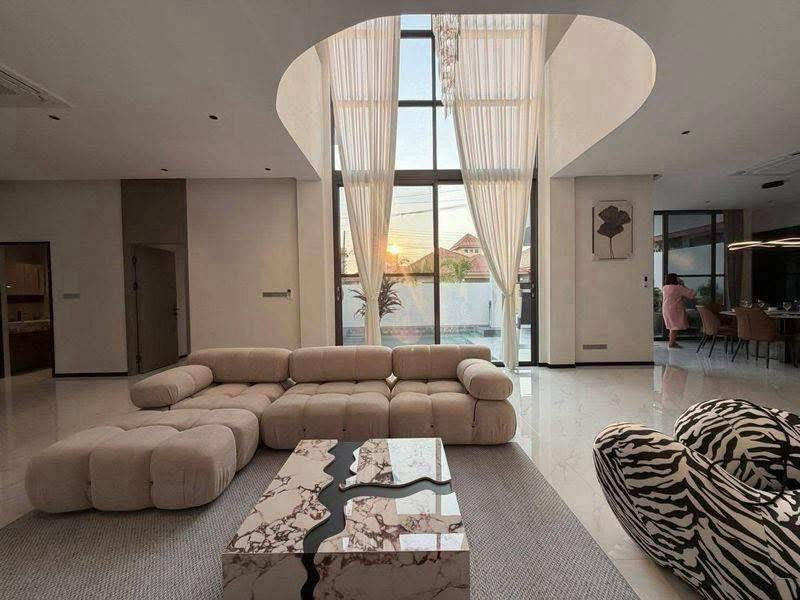 Luxury Pool Villa for Rent – 300m from the Beach