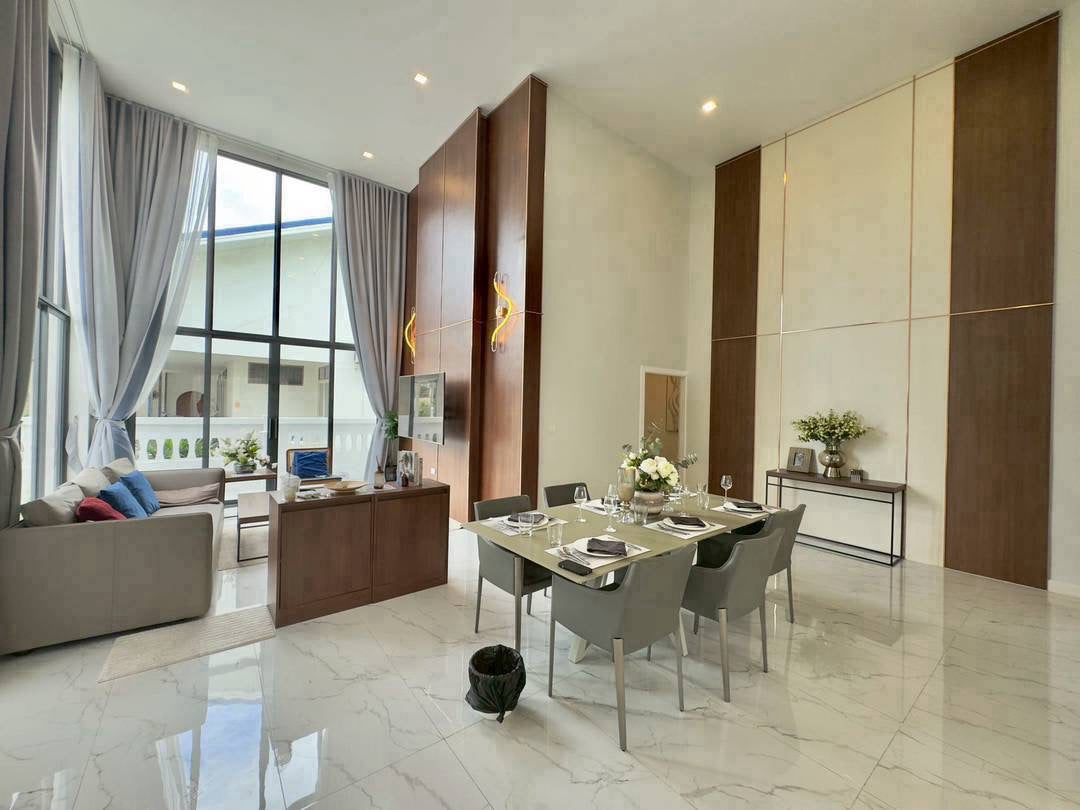 Naklua Luxury Pool Villa for Rent – Business Friendly