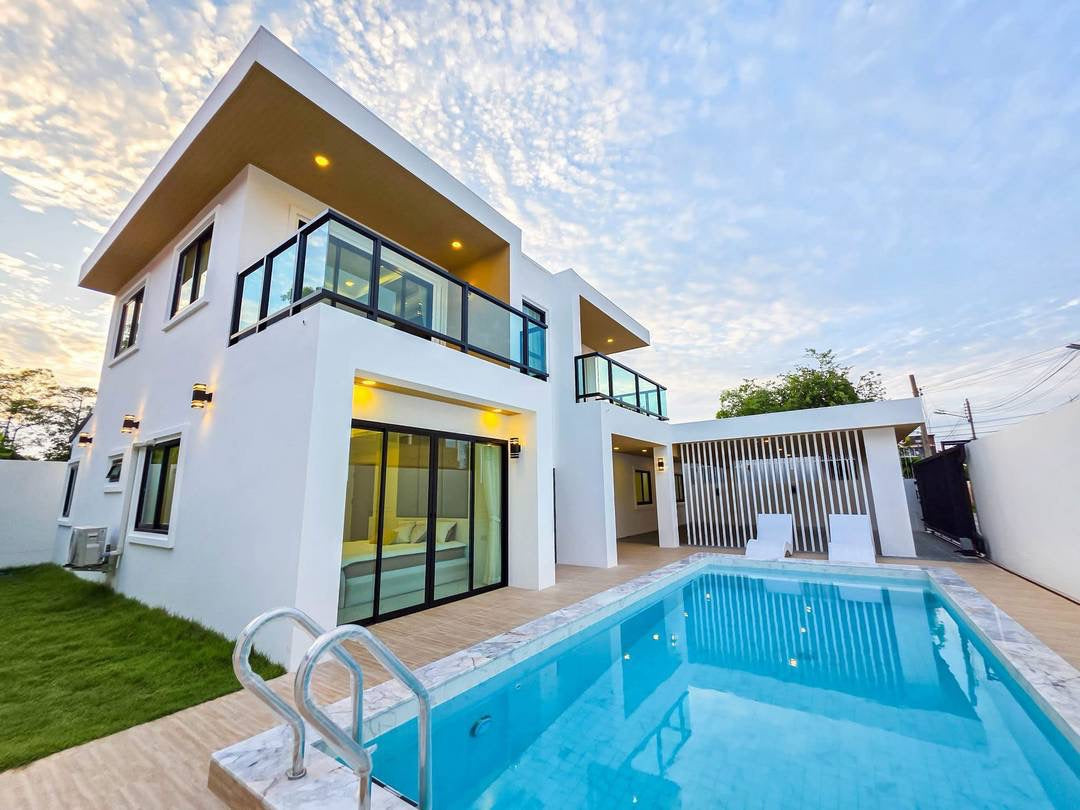 Modern Pool Villa for SALE – Near Jomtien &amp; Walking Street