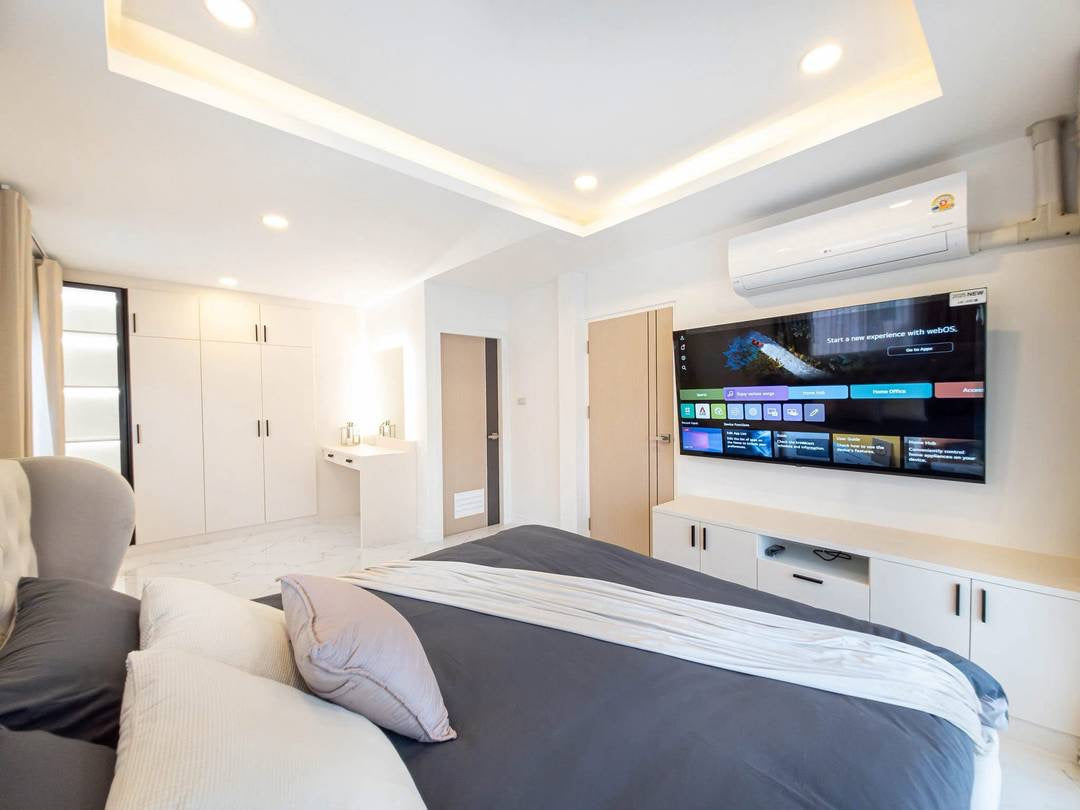 Modern Pool Villa for SALE – Near Jomtien &amp; Walking Street